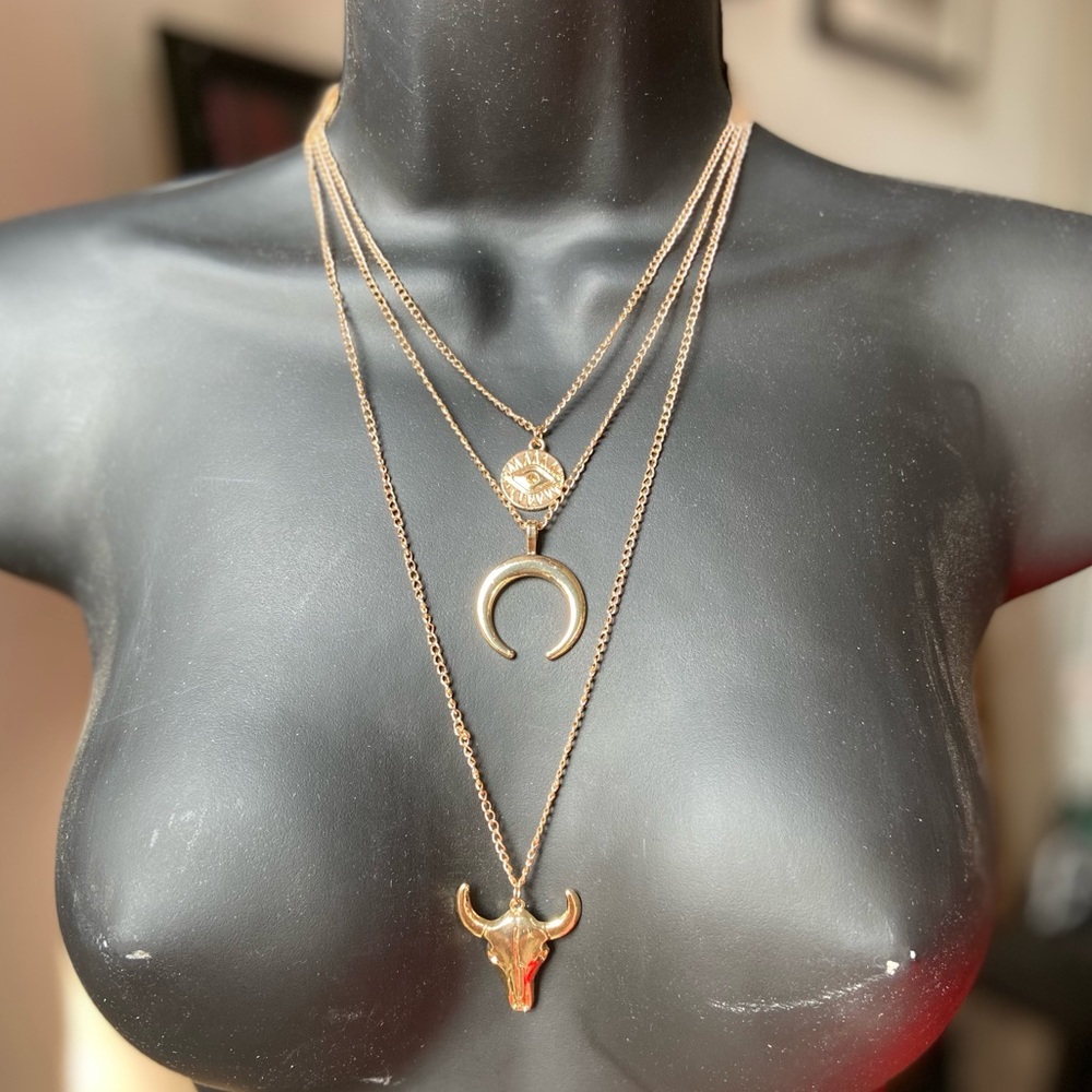 3 tier Bojo Navaho style necklace.